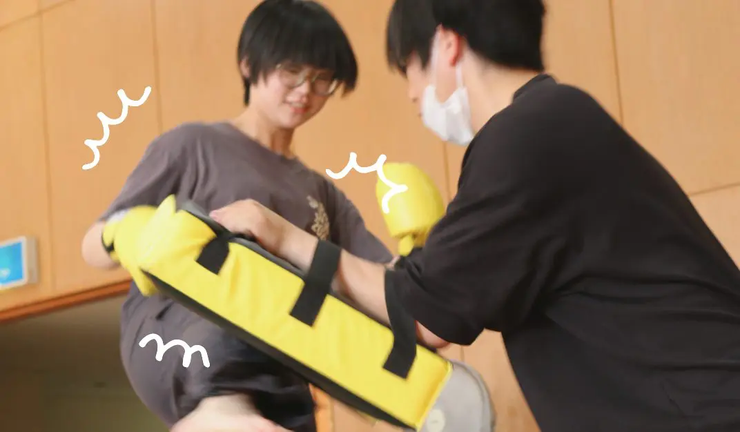 キックボクシング初体験！子どもたちを真似してやってみた - 少年少女